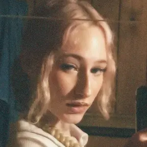 Я Ксения, 18, из Ижевска, ищу знакомство для вирта