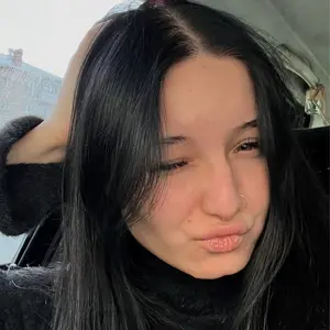 Карина из Перми, мне 19, познакомлюсь без обязательств