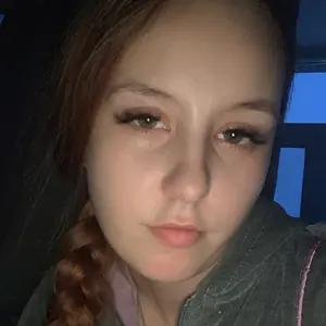 Я Дарья, 21, из Сыктывкара, ищу знакомство для вирта