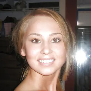 Алина из Черногорска, мне 23, познакомлюсь для вирта