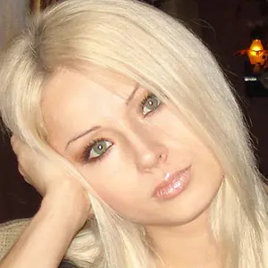 Я Яна, 23, из Сатки, ищу знакомство для постоянных отношений