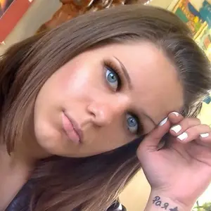Лидия из Сокола, мне 19, познакомлюсь для общения