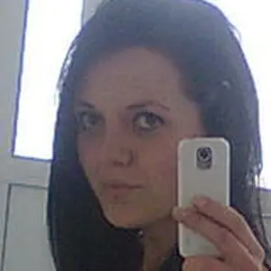 Я Лариса, 23, знакомлюсь для секса на одну ночь в Карачеве