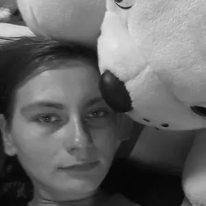 Я Карина, 23, из Вилючинска, ищу знакомства без обязательств