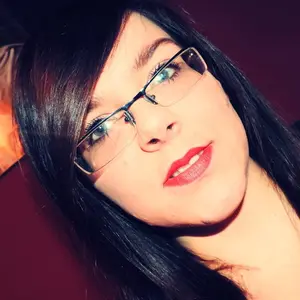 Алина из Осинников, ищу на сайте общение