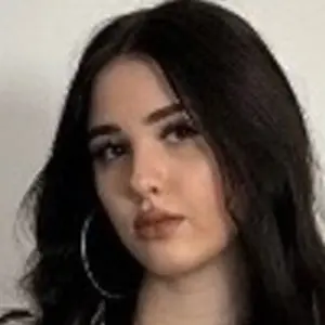 Кристина из Санкт-Петербурга, мне 24, познакомлюсь для приятного времяпровождения