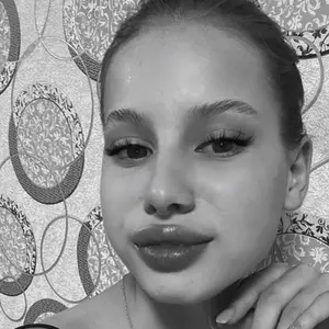 Я Карина, 19, из Омска, ищу знакомство для дружбы