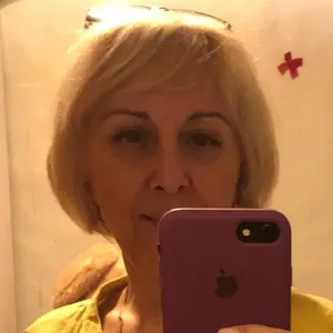 Я Светлана, 56, знакомлюсь без обязательств в Мурино