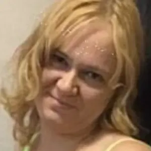 Вика из Белогорска, мне 35, познакомлюсь для приятного времяпровождения