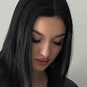 Я Александра, 20, знакомлюсь без обязательств в Владивостоке