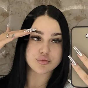 Alina из Краснодара, ищу на сайте общение