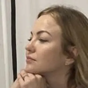 Я Вика, 29, знакомлюсь для приятного времяпровождения в Санкт-Петербурге