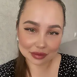 Рина из Новочебоксарска, мне 33, познакомлюсь на одну ночь