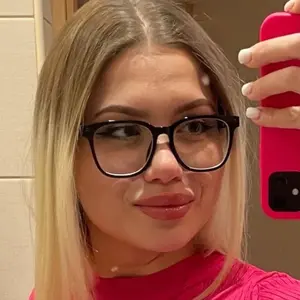 Юлька из Краснодара, ищу на сайте знакомства без обязательств