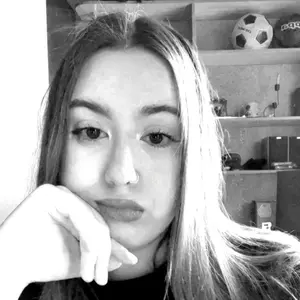 Елизавета из Красноярска, ищу на сайте без обязательств