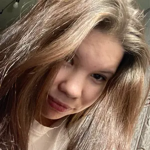 Я Диана, 19, знакомлюсь для общения в Уссурийске