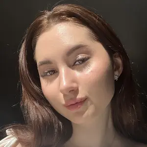 Лера из Железногорска, мне 20, познакомлюсь без обязательств