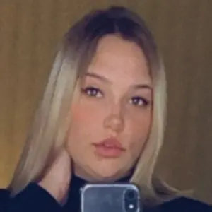 Я Евгения, 24, из Жуковского, ищу знакомство для приятного времяпровождения