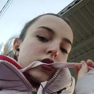 Я Анна, 25, знакомлюсь без обязательств в Черкесске