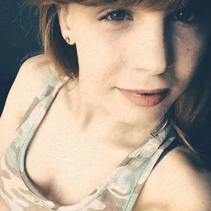Я Алена, 26, из Ленинска-Кузнецкого, ищу знакомства на одну ночь