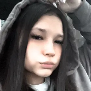 Я Даяна, 21, знакомлюсь для общения в Воронеже