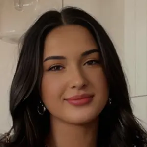 Алина из Москвы, мне 23, познакомлюсь для дружбы