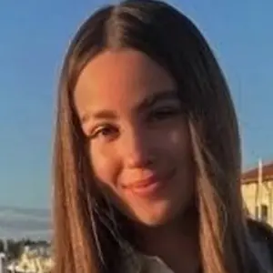 Я Кристина, 25, из Ярославля, ищу знакомство для постоянных отношений