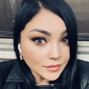 Есения из Москвы, мне 36, познакомлюсь для общения