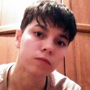 Оля из Сыктывкара, мне 27, познакомлюсь для общения