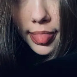 Элечка из Кирова, ищу на сайте вирта