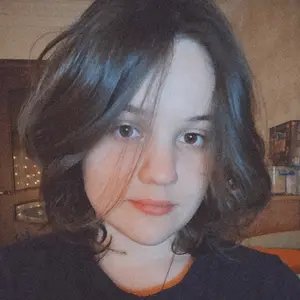 Ангелина из Славянска-на-Кубани, мне 20, познакомлюсь для регулярного секса
