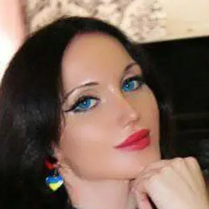 Катя из Анадыря, ищу на сайте постоянные отношения