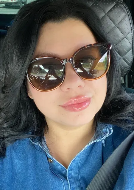 Алиса из Мегиона, ищу на сайте знакомства без обязательств