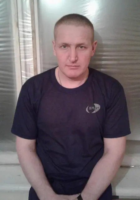 Сергей из Бикина, мне 41, познакомлюсь без обязательств