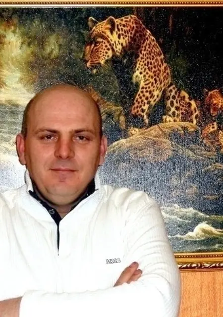 Vladimir из Осинников, ищу на сайте знакомства на одну ночь