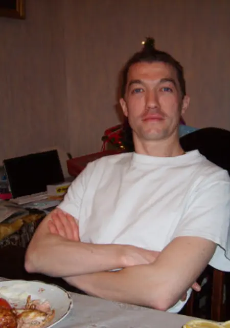 Alex из Красного Села, мне 47, познакомлюсь на одну ночь