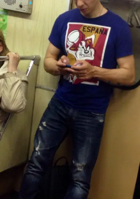 Макс из Селятина, мне 29, познакомлюсь на одну ночь