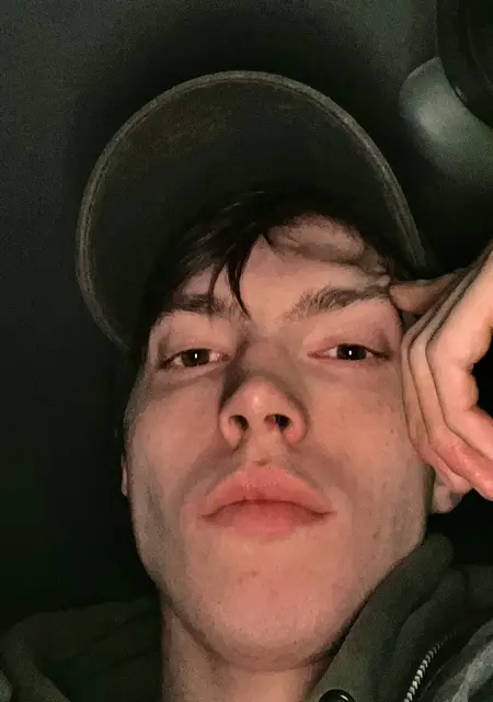 Данил из Монетного, ищу на сайте приятное времяпровождение