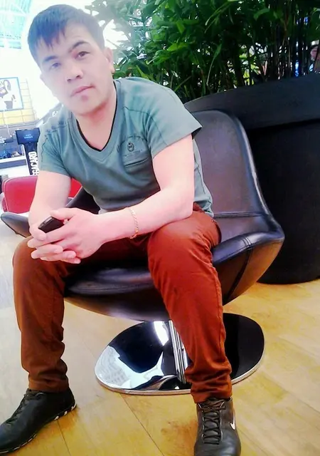 Дима из Шушаров, ищу на сайте приятное времяпровождение