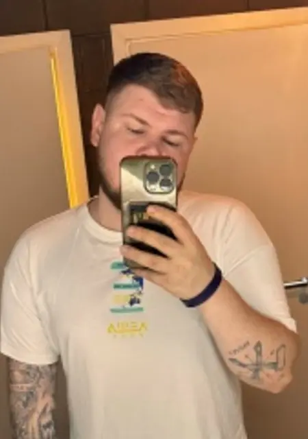 Я Миша, 25, из Краснодара, ищу знакомство