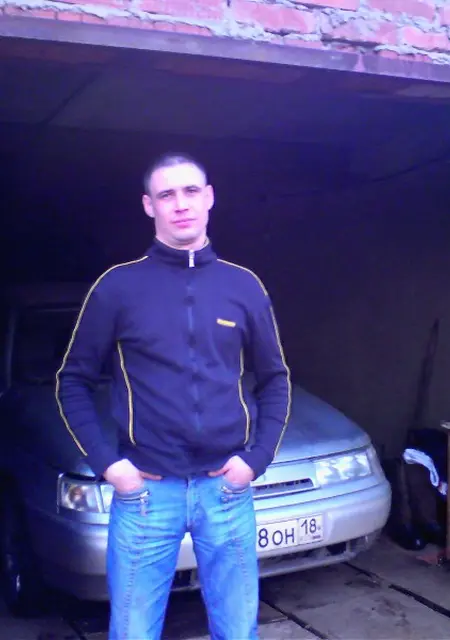 Evgen из Воткинска, ищу на сайте знакомства на одну ночь