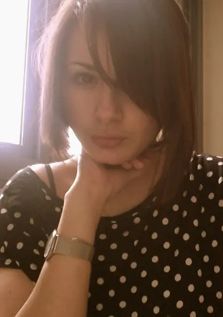 Я Эльвира, 18, из Пролетарска, ищу знакомство для дружбы