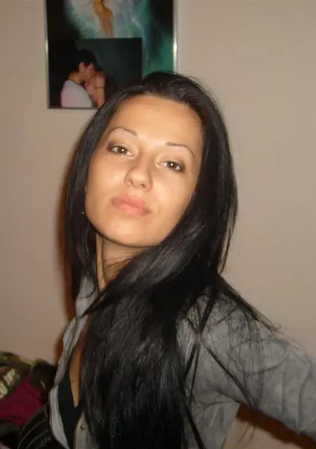 Анастасия из Поронайска, мне 24, познакомлюсь для вирта