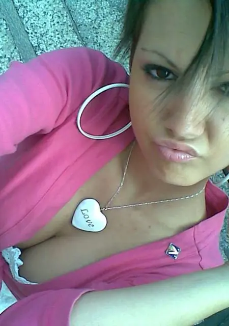 Я Руслана, 19, из Рынков, ищу знакомство для дружбы