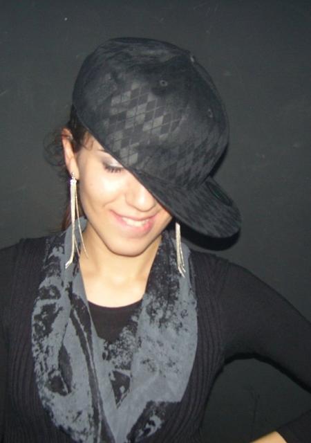 Виктория из Харабали, ищу на сайте знакомства без обязательств