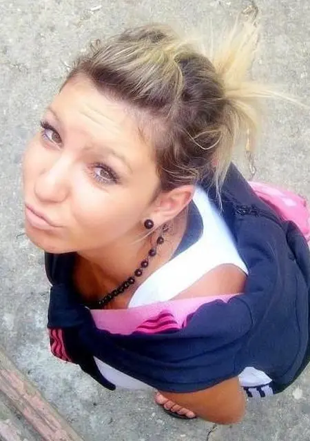 Я Ангелина, 22, знакомлюсь для общения в Атиге