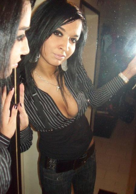 Анжела из Аликова, мне 22, познакомлюсь на одну ночь