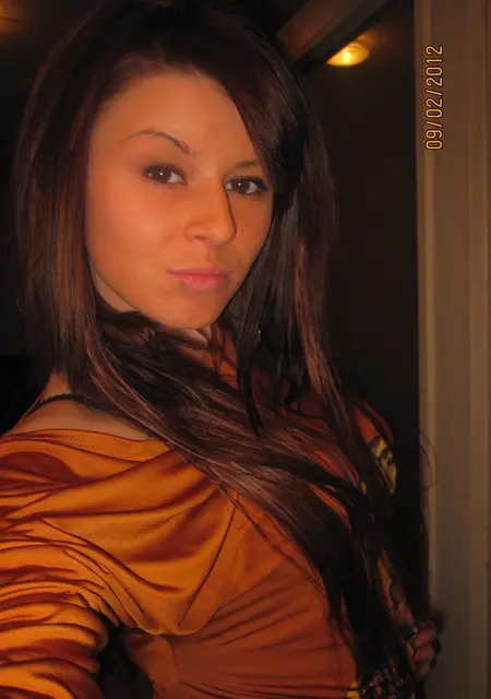 Жанна из Новолугового, мне 19, познакомлюсь для дружбы