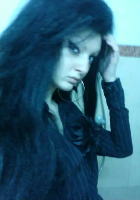 Руслана из Курганова, мне 24, познакомлюсь для вирта