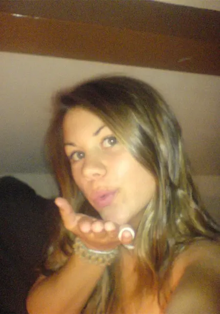 Я Эльвира, 20, знакомлюсь для постоянных отношений в Александровске